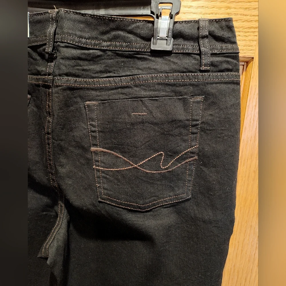 NWT Womens Faded Glory Black Jeans, 14 Petite, Straight Leg Eased - Picture 7 of 7